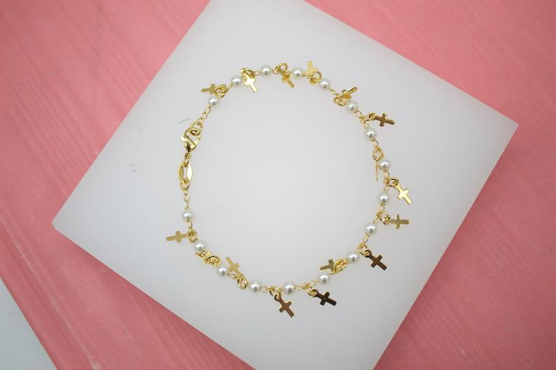 Gold Filled Cross Charm Bracelet with Pearls (I15A)