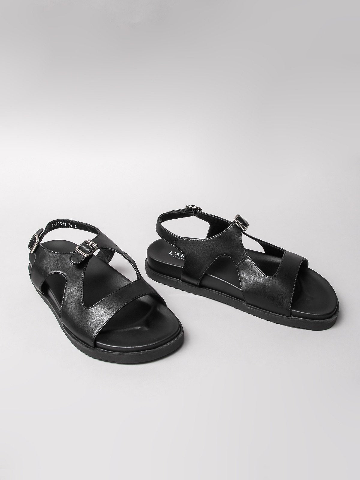 Women's leather sandals
