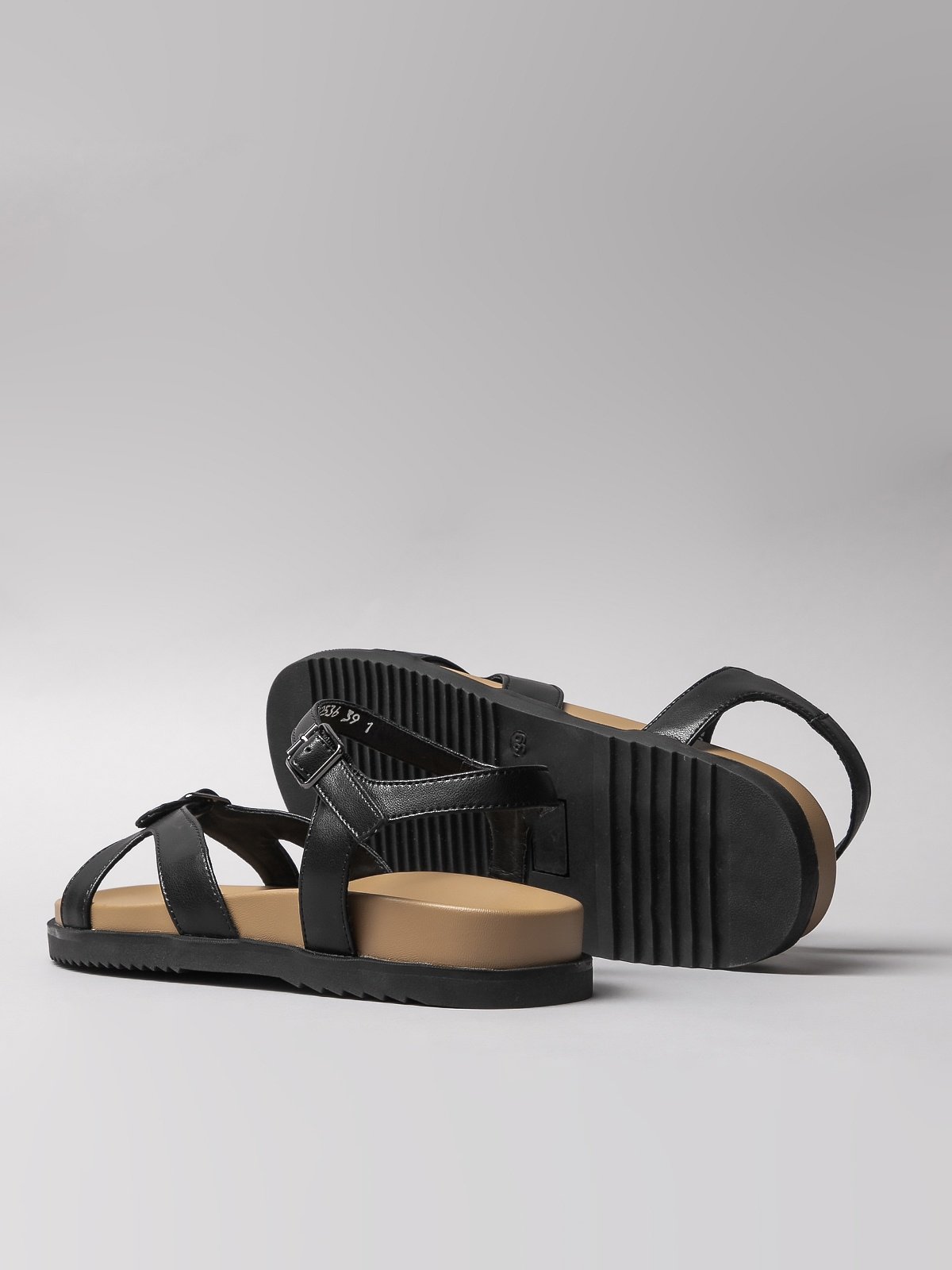 Women's leather sandals