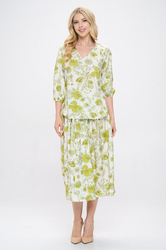 Floral Print V neck 3/4 Sleeve Top