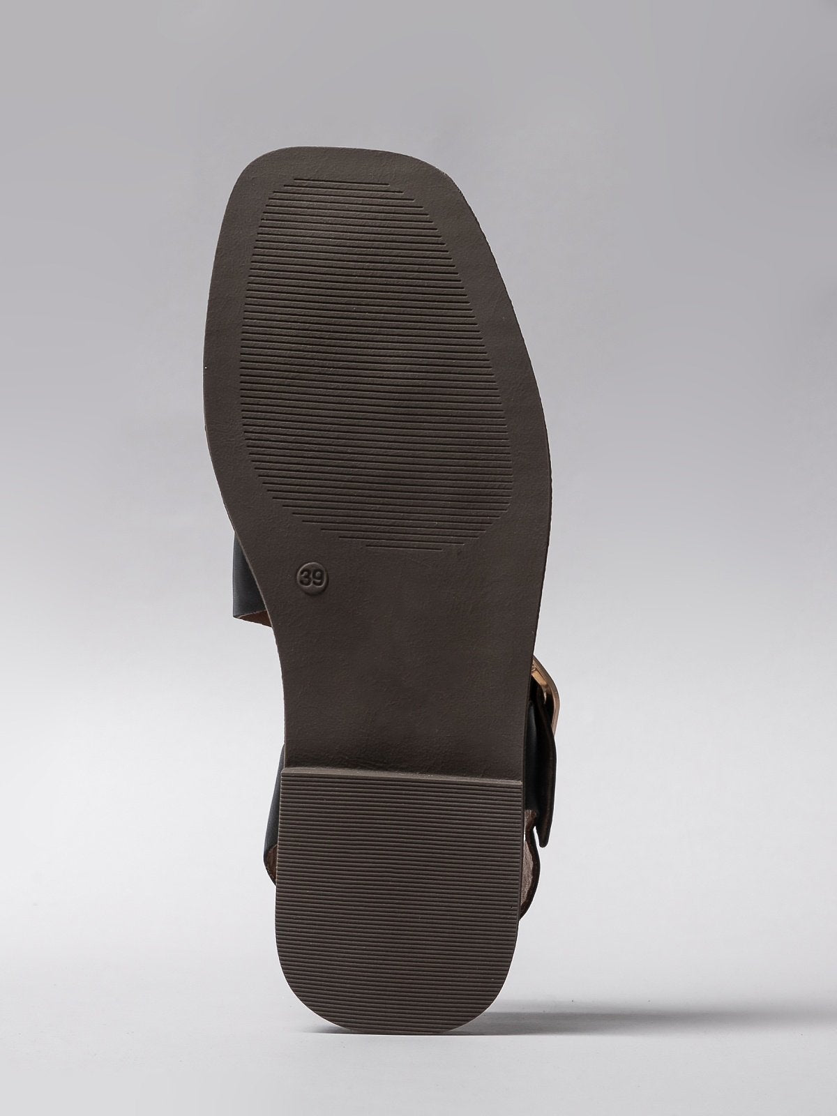Women's leather sandals