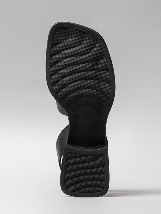 Women's leather sandals