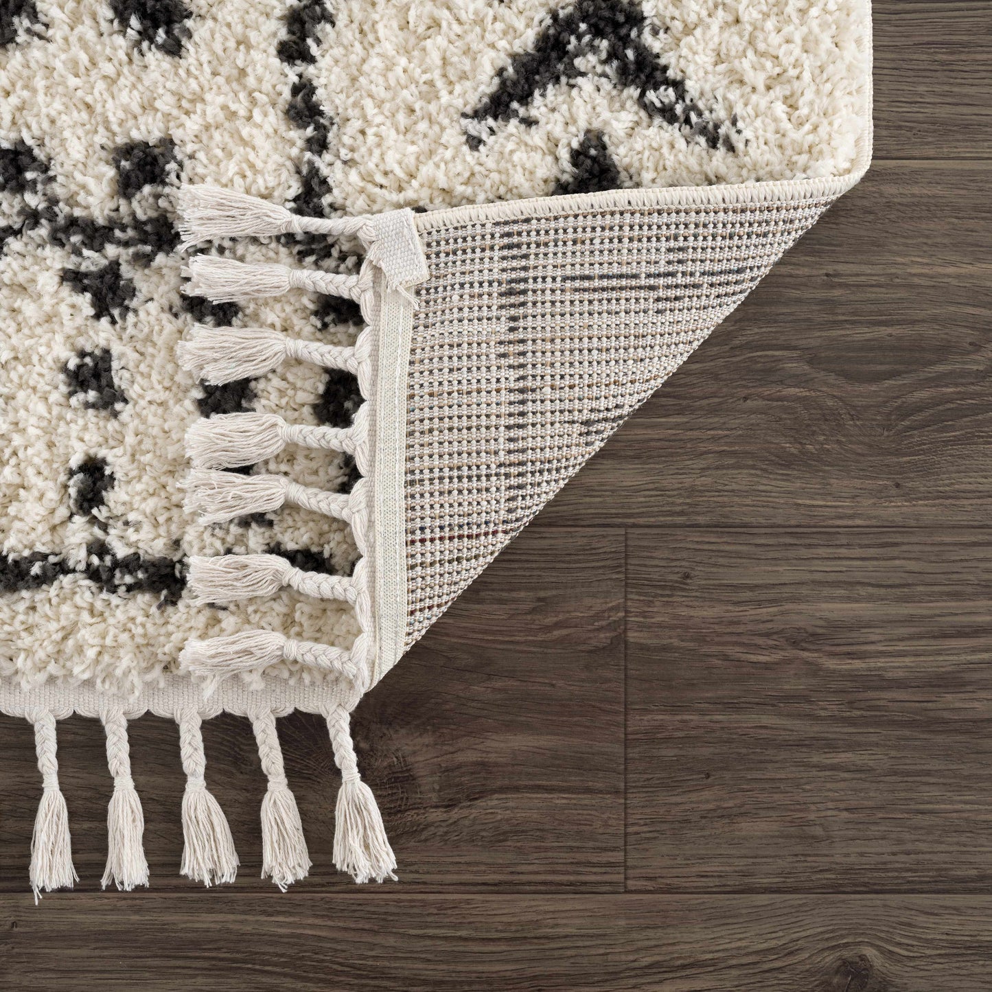 Hauppauge Area Rug