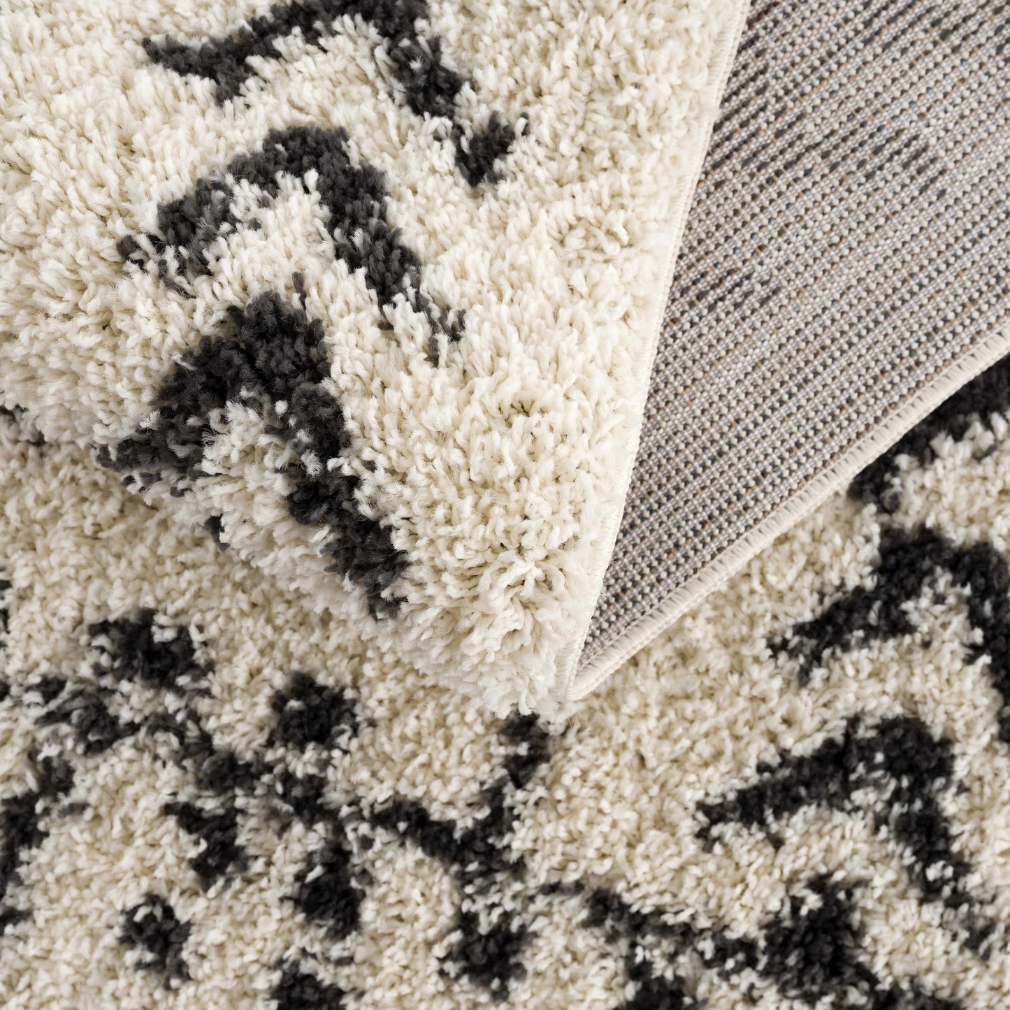 Hauppauge Area Rug