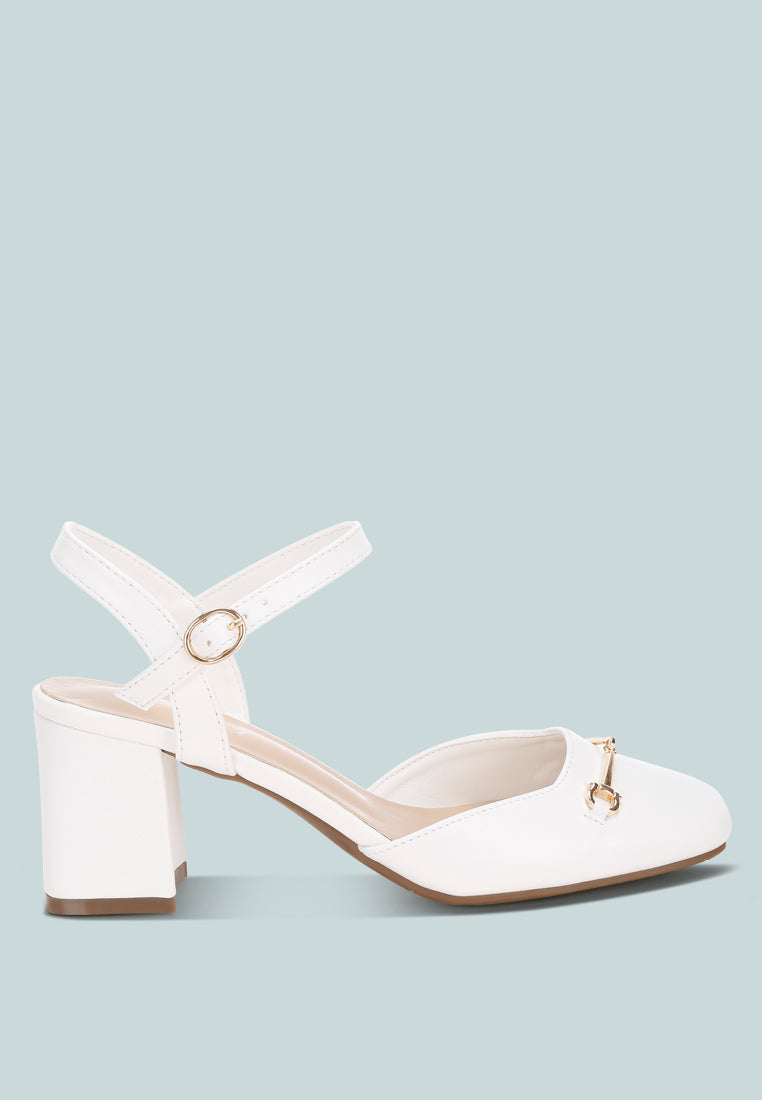 Blitz Close Toe Buckled Sandals