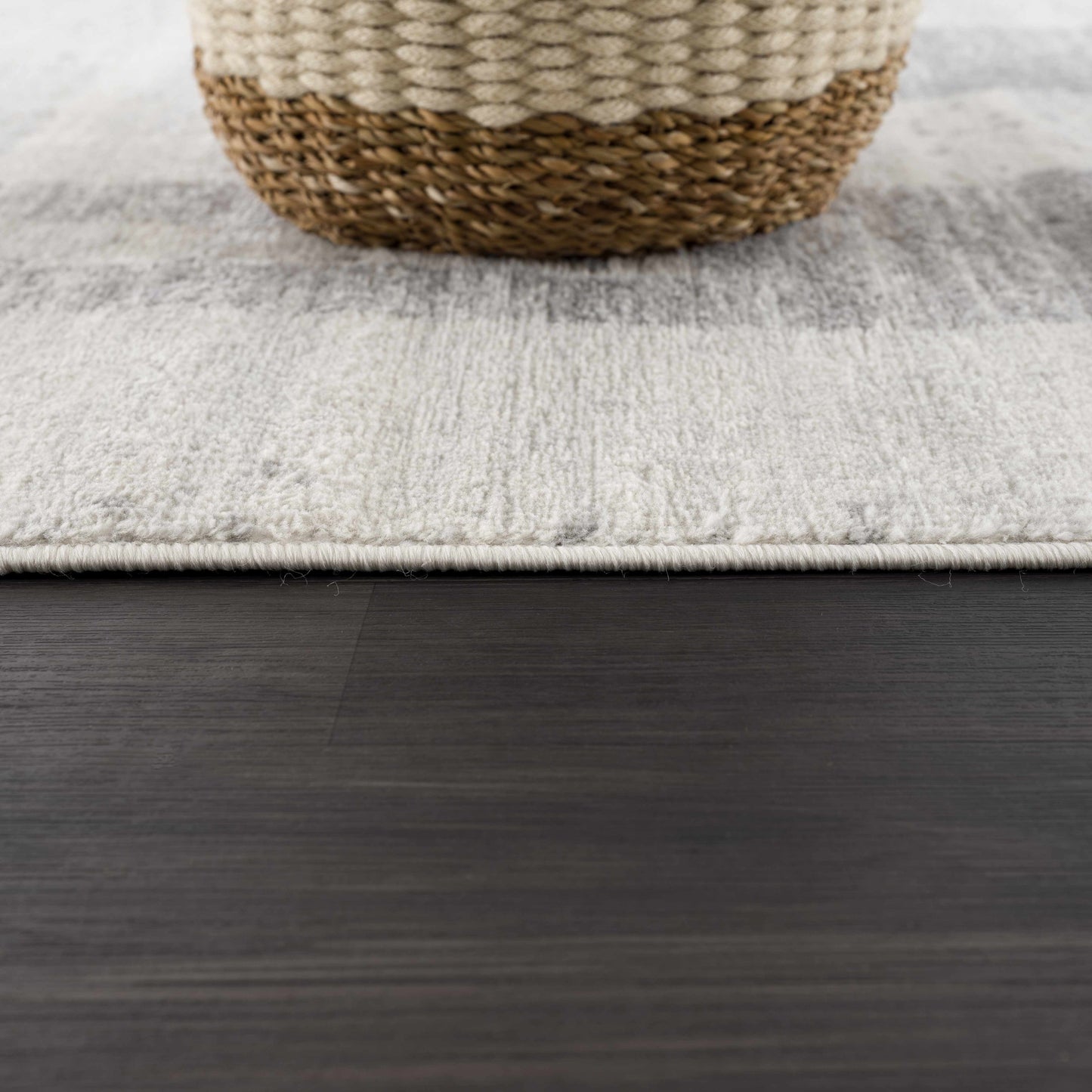 Tigria Ivory 2316 Area Rug - Clearance
