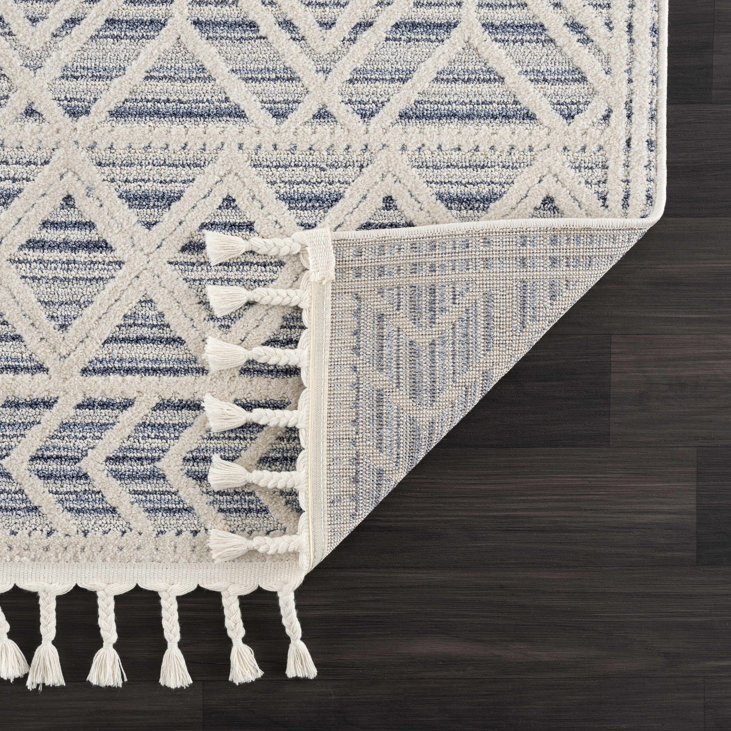 Magnolia Embossed Blue 2302 Area Rug - Clearance