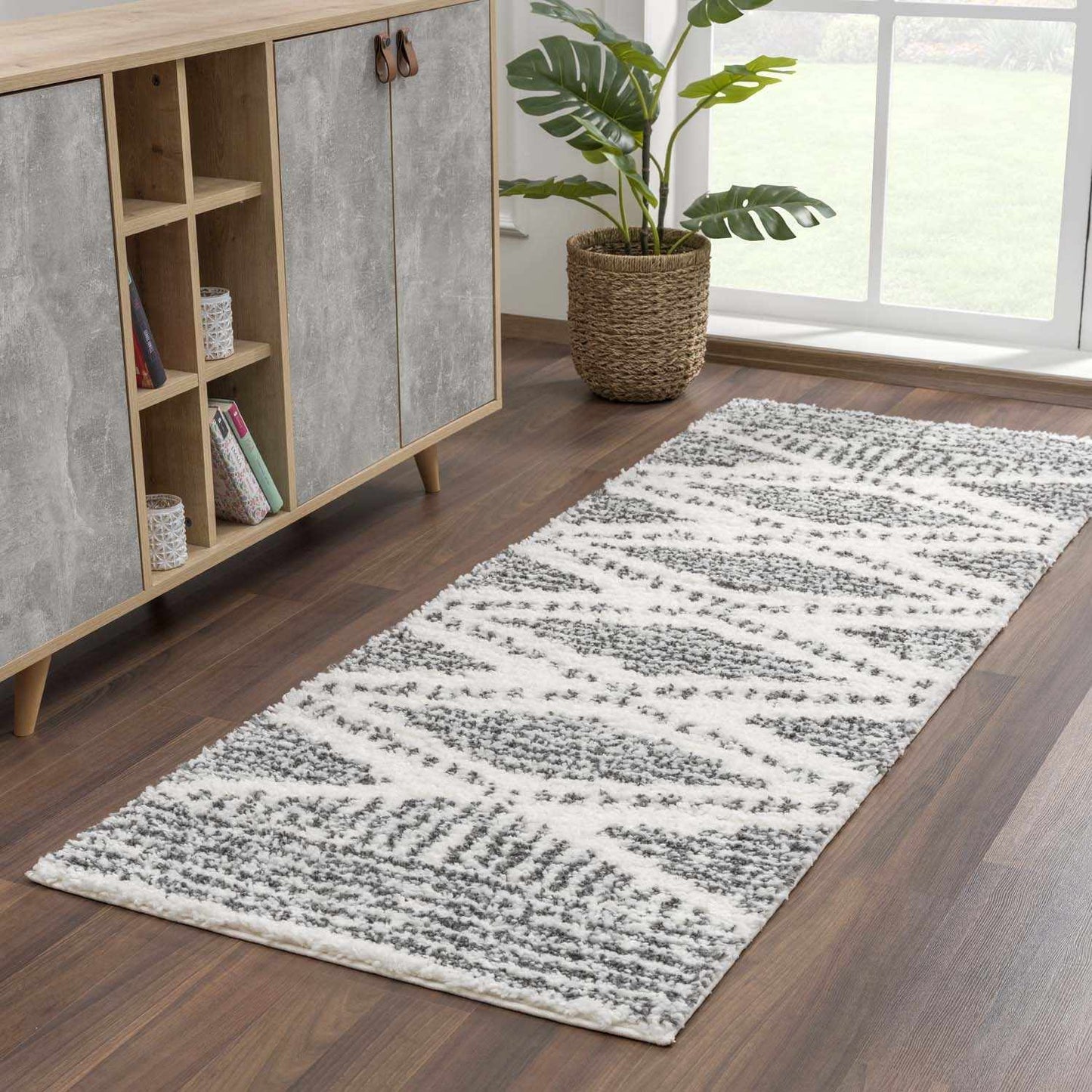 Trunding Area Rug