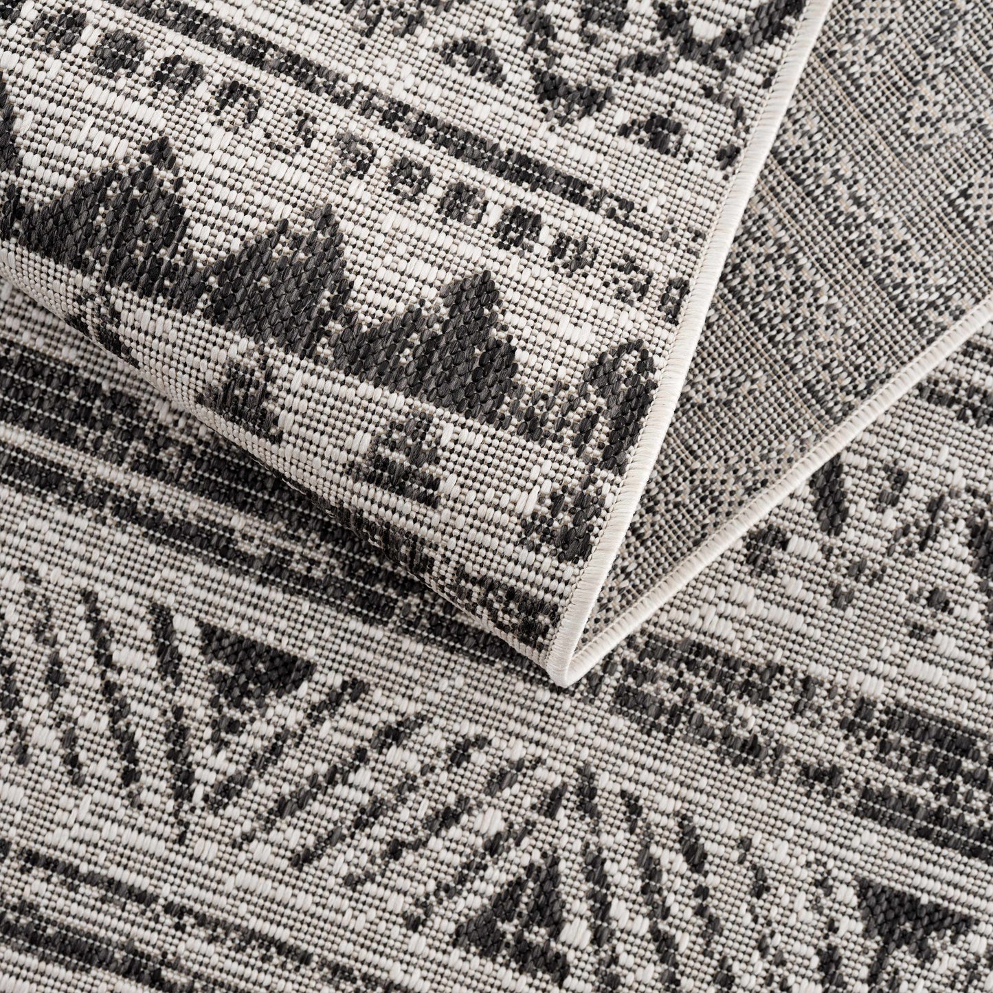 Catrine Area Rug