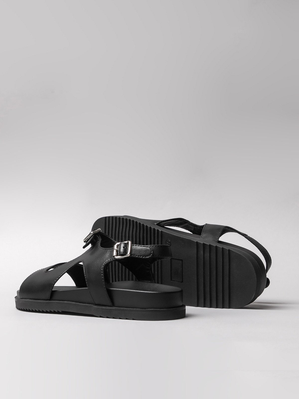 Women's leather sandals