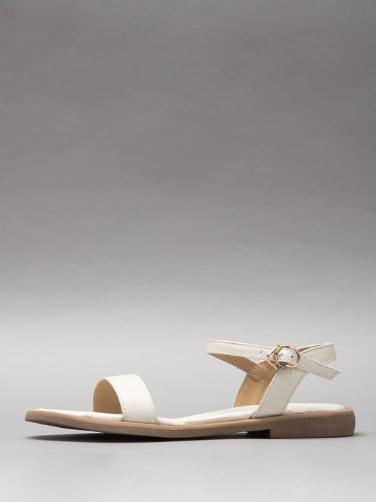 Women's leather sandals