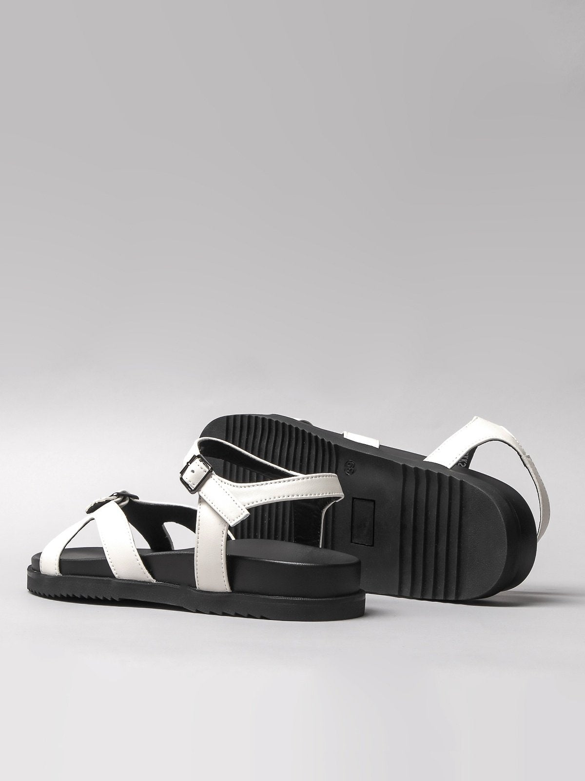 Women's leather sandals