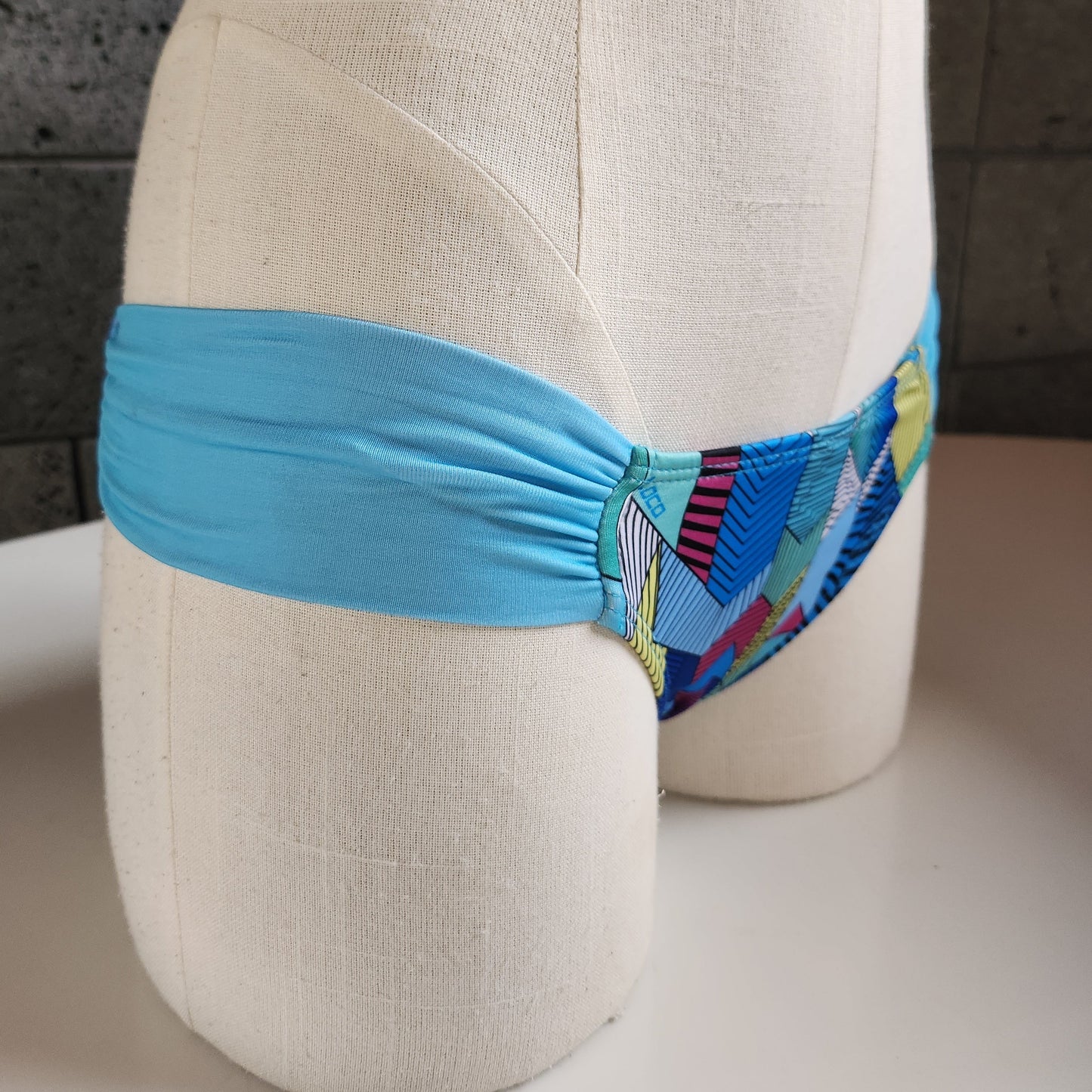 Loco Boutique Geo Feather Banded Sides