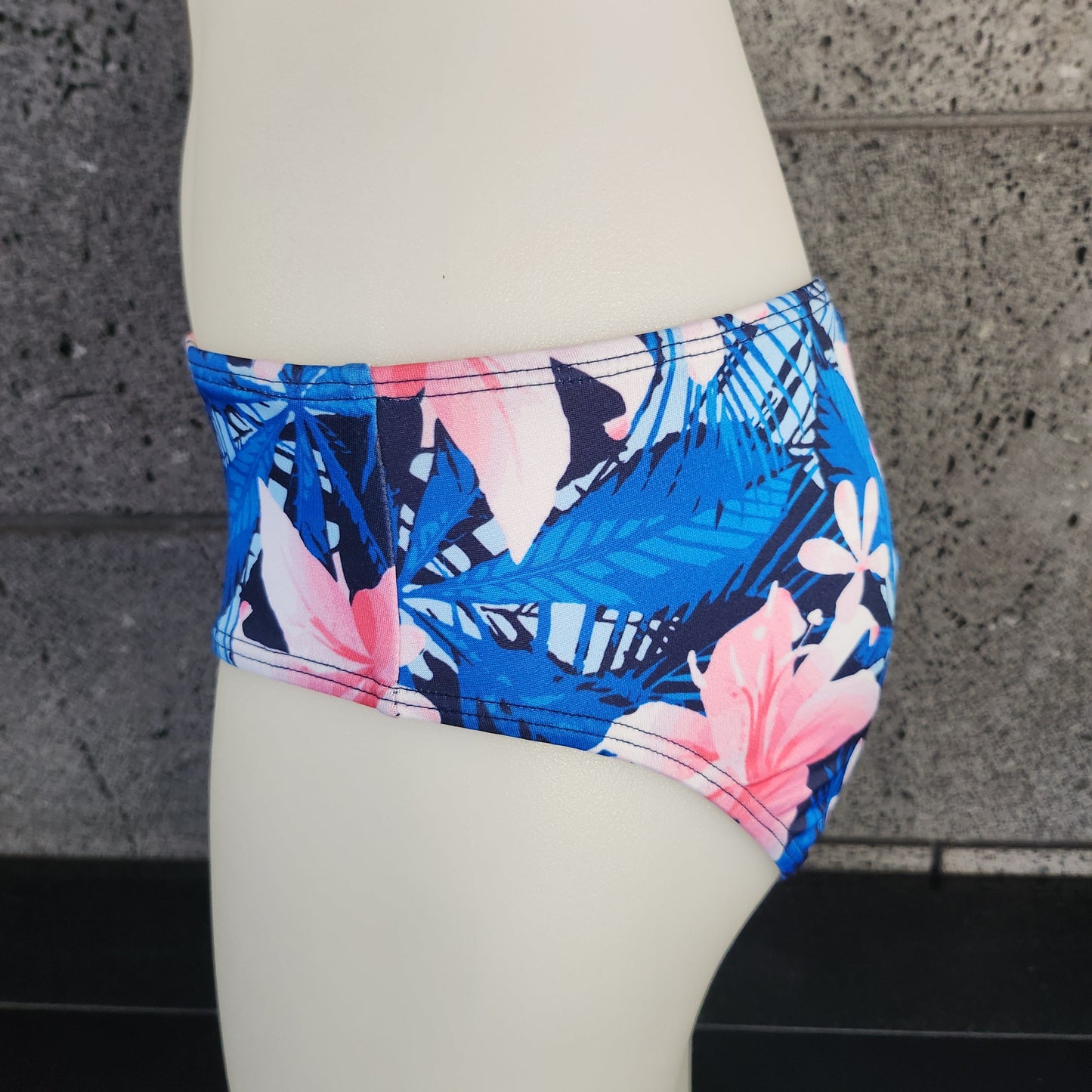 Loco Boutique Casablanca 3-inch Sides