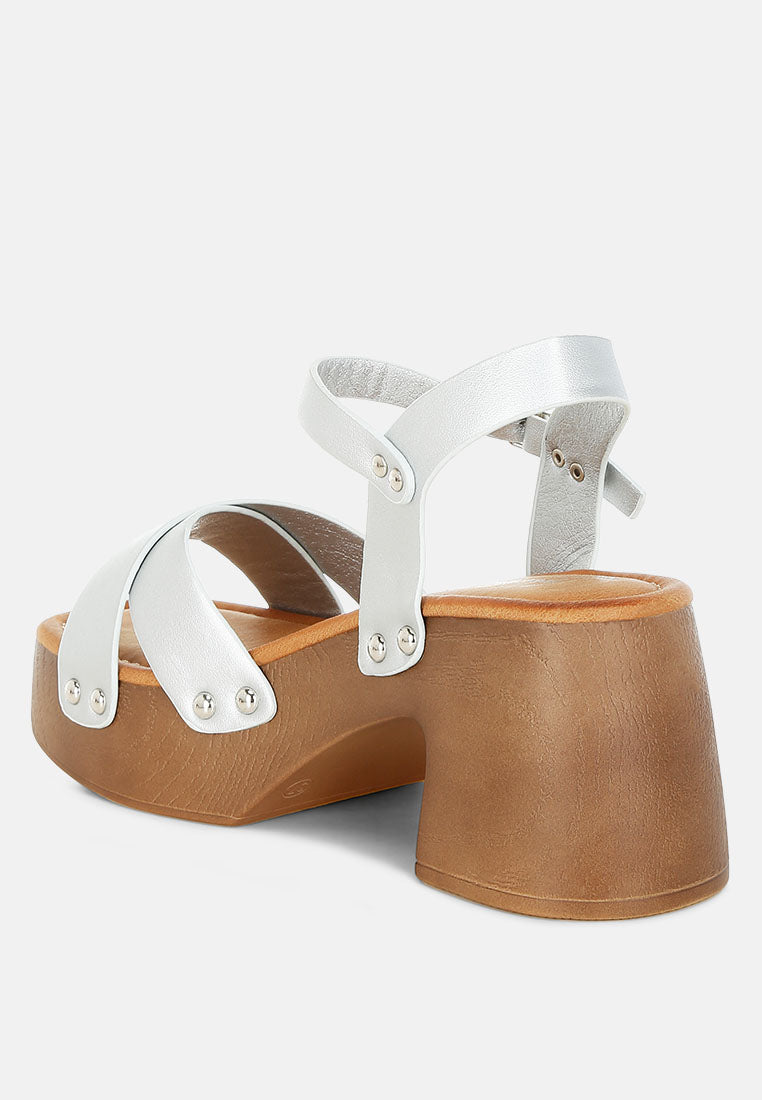 Morasa Metallic Pleather Clog Sandals