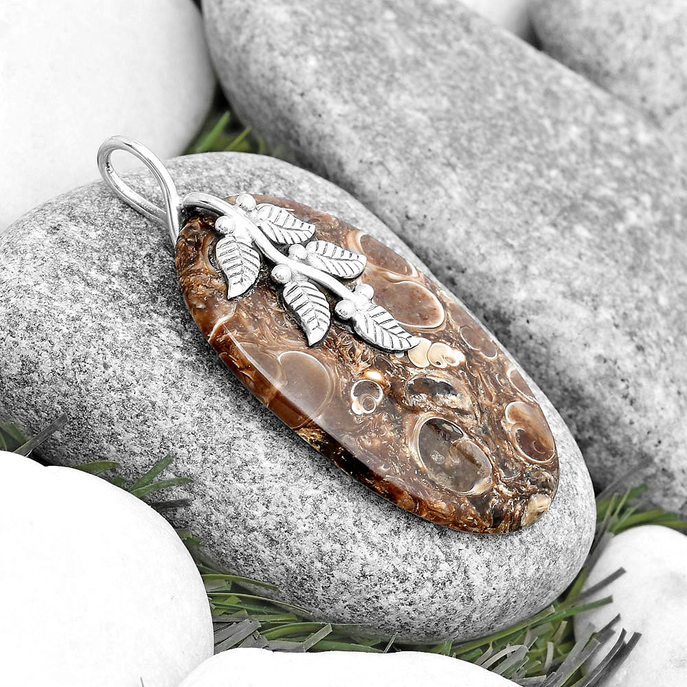 Leaves Natural Turtella Jasper USA Pendant P-1291 SDP129155