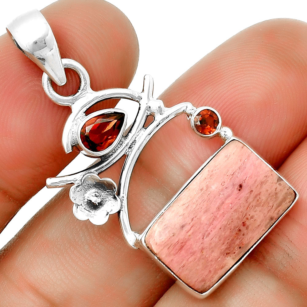 Natural Pink Tulip Quartz & Garnet Pendant P-1704 SDP132142