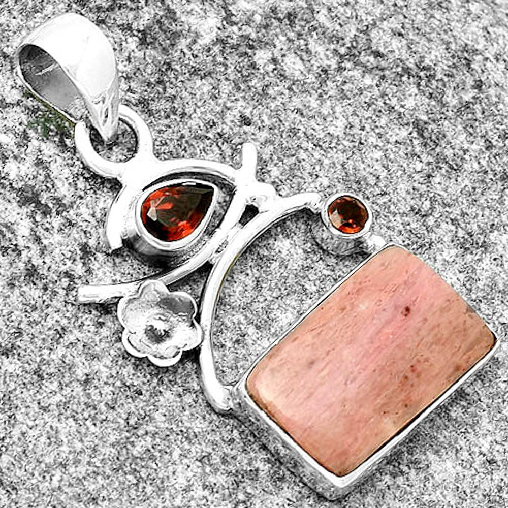 Natural Pink Tulip Quartz & Garnet Pendant P-1704 SDP132142
