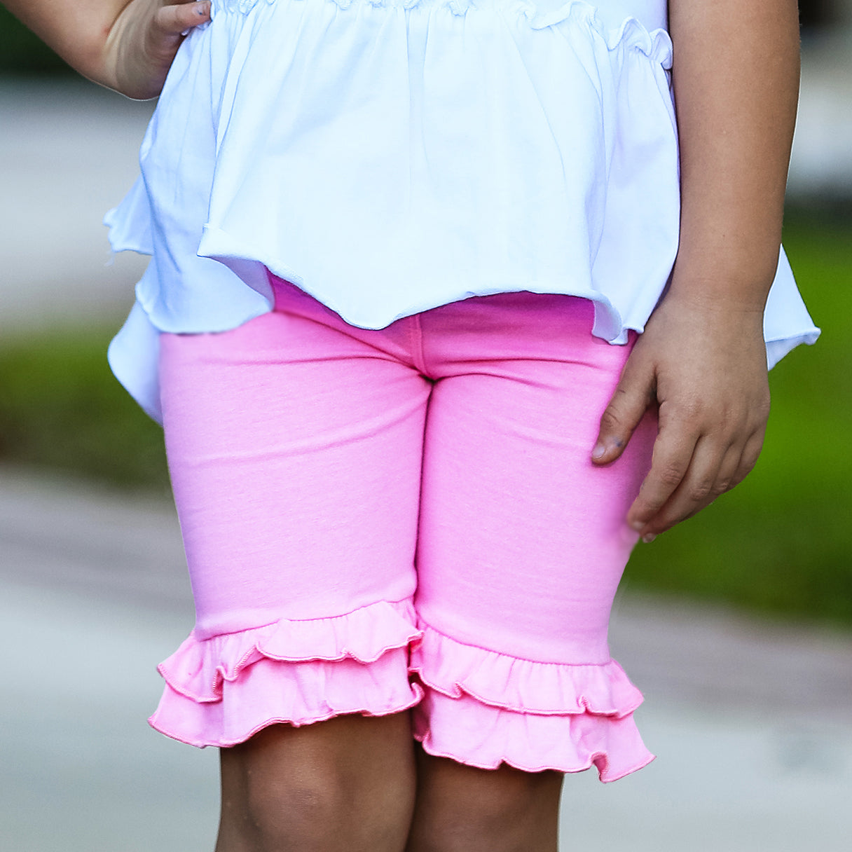 AnnLoren Little/Big Girls Pink Stretch Cotton Knit Ruffled Shorts