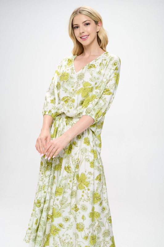 Floral Print V neck 3/4 Sleeve Top