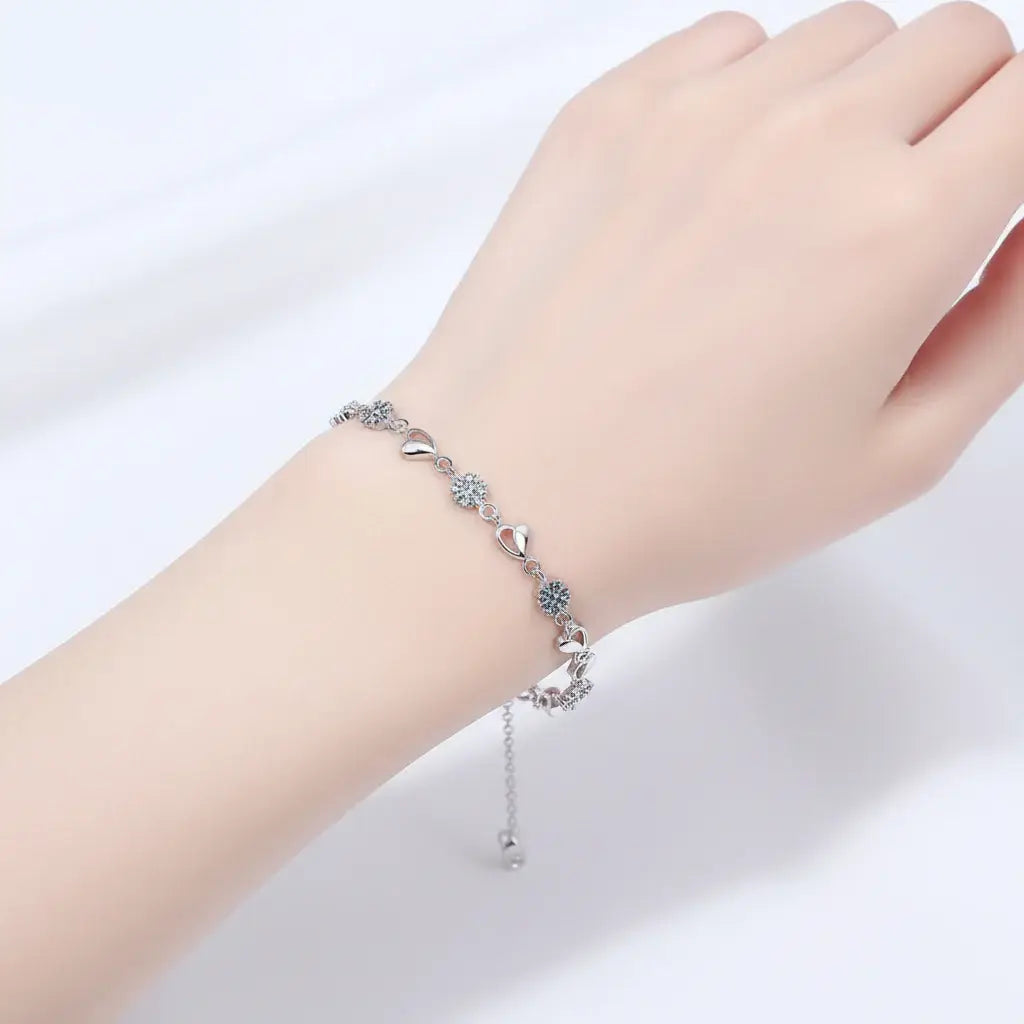 Heart moissanite bracelet Silver White Heart Elegant Charm Party Gifts
