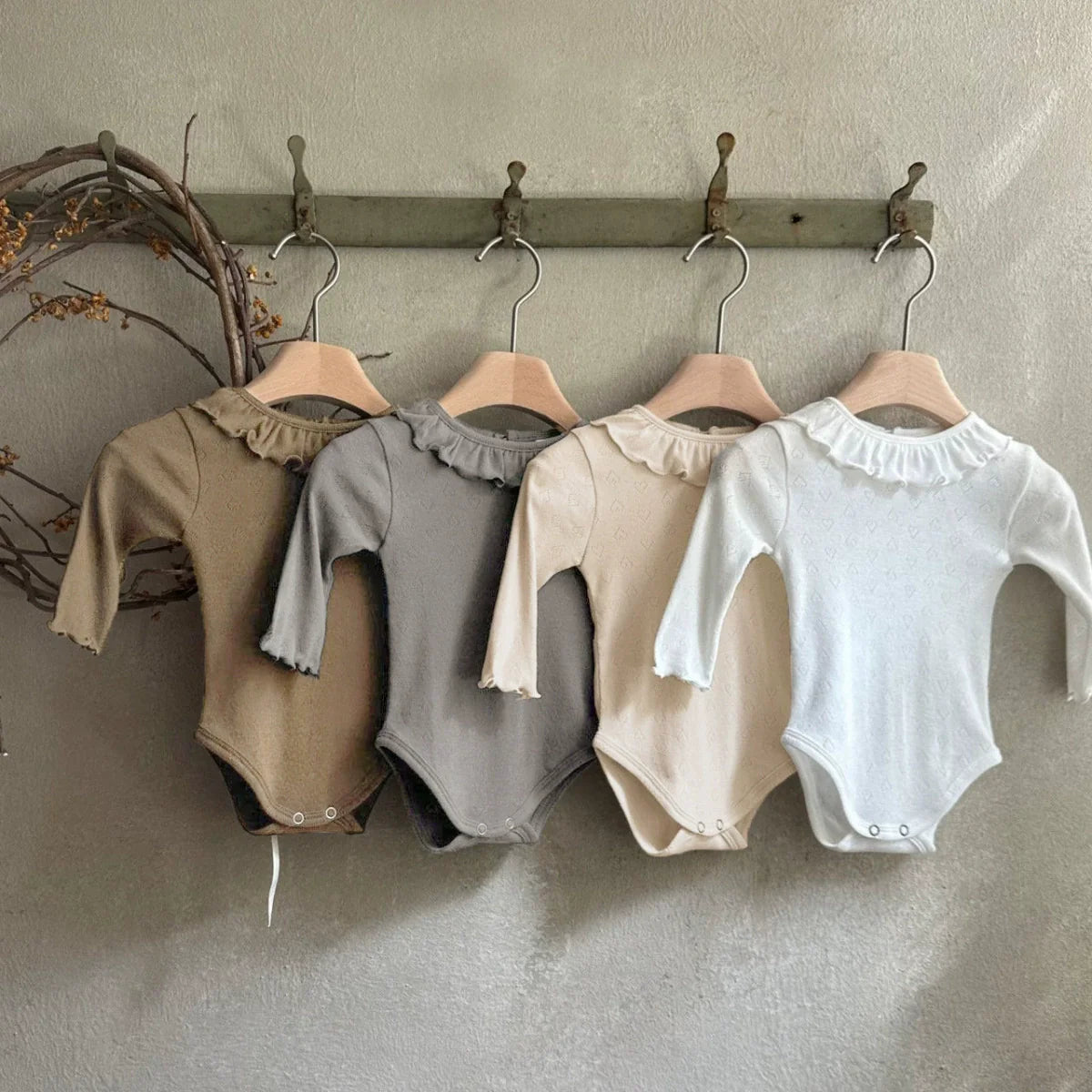 Arrival Baby Unisex Solid Color Long Sleeves bodysuit with Ruffle Collar