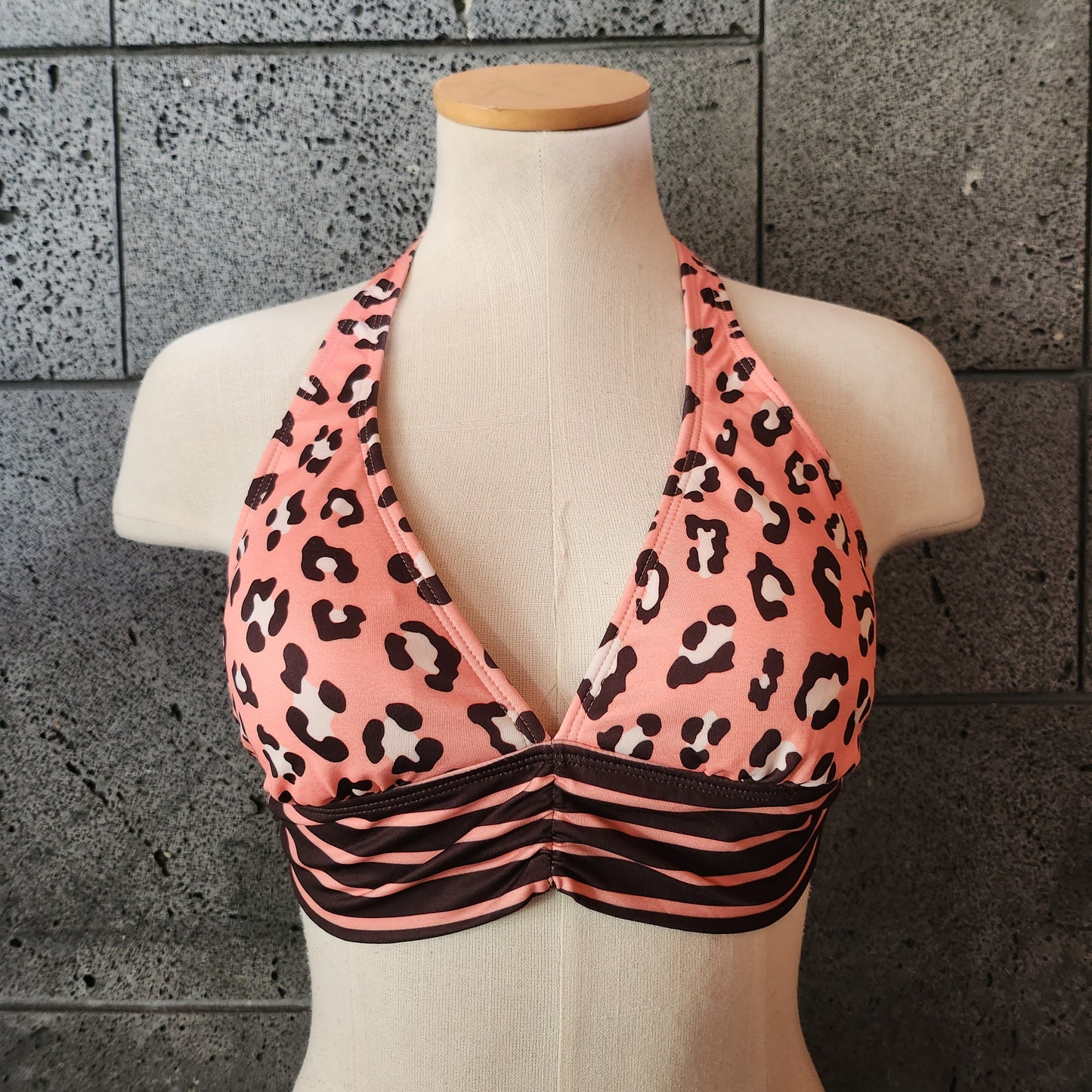 Loco Boutique Jaguar Front Gathered Banded Chest