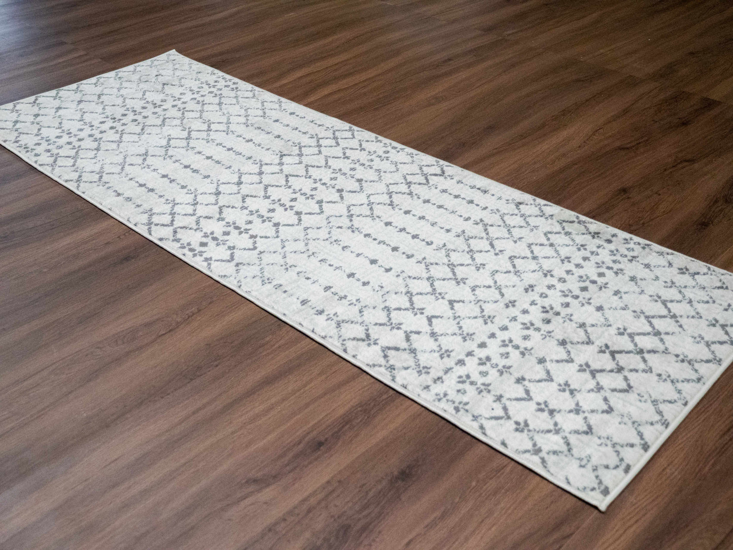 Tigri Aztec Ivory 2310 Area Rug - Clearance